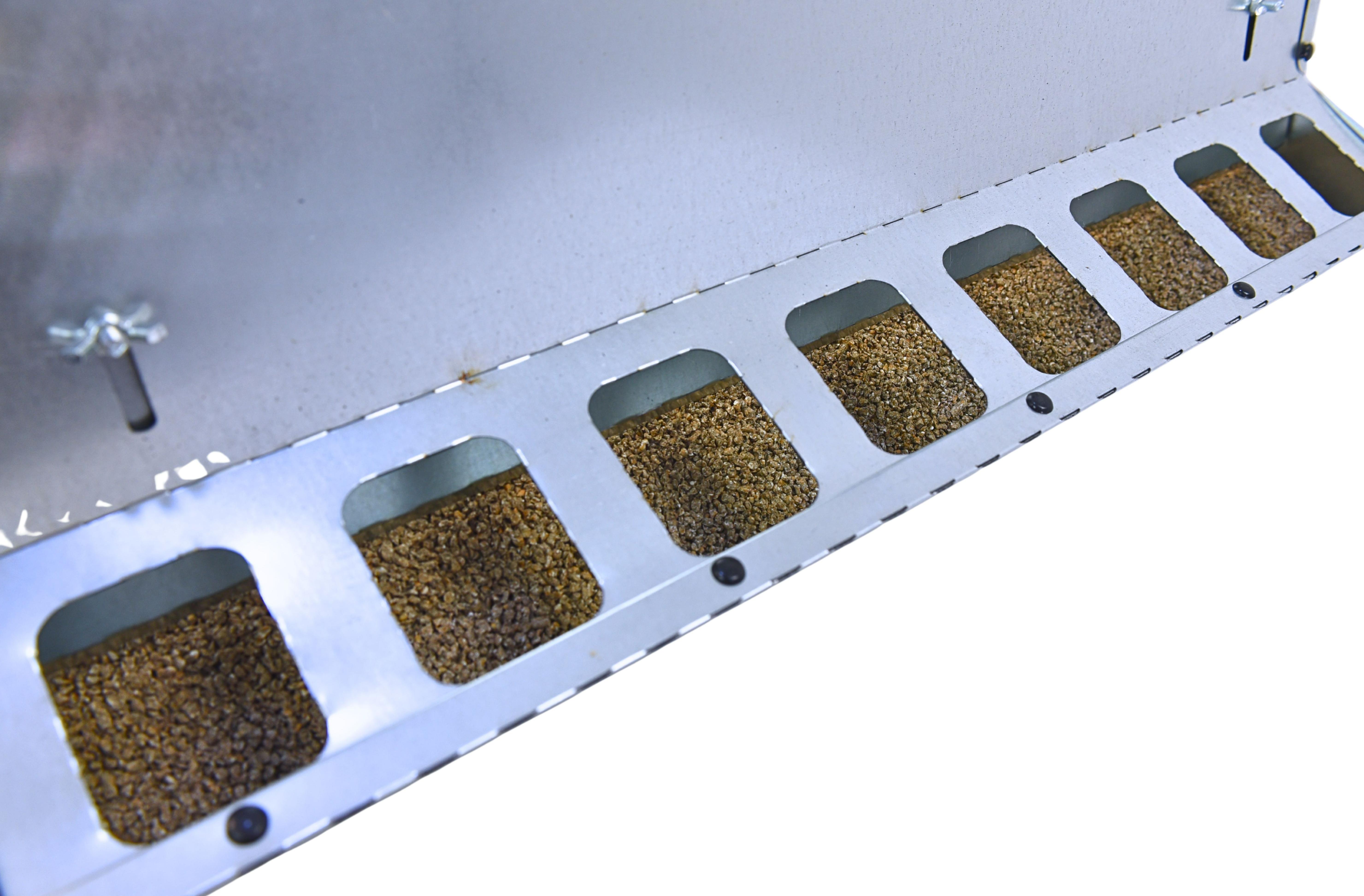 Кормушка бункерная односторонняя "Нетпотерь 20-1" фронт кормления на 8 голов. Фото 15 Кормушка бункерная односторонняя "Нетпотерь 20-1" фронт кормления на 8 голов. Фото 15