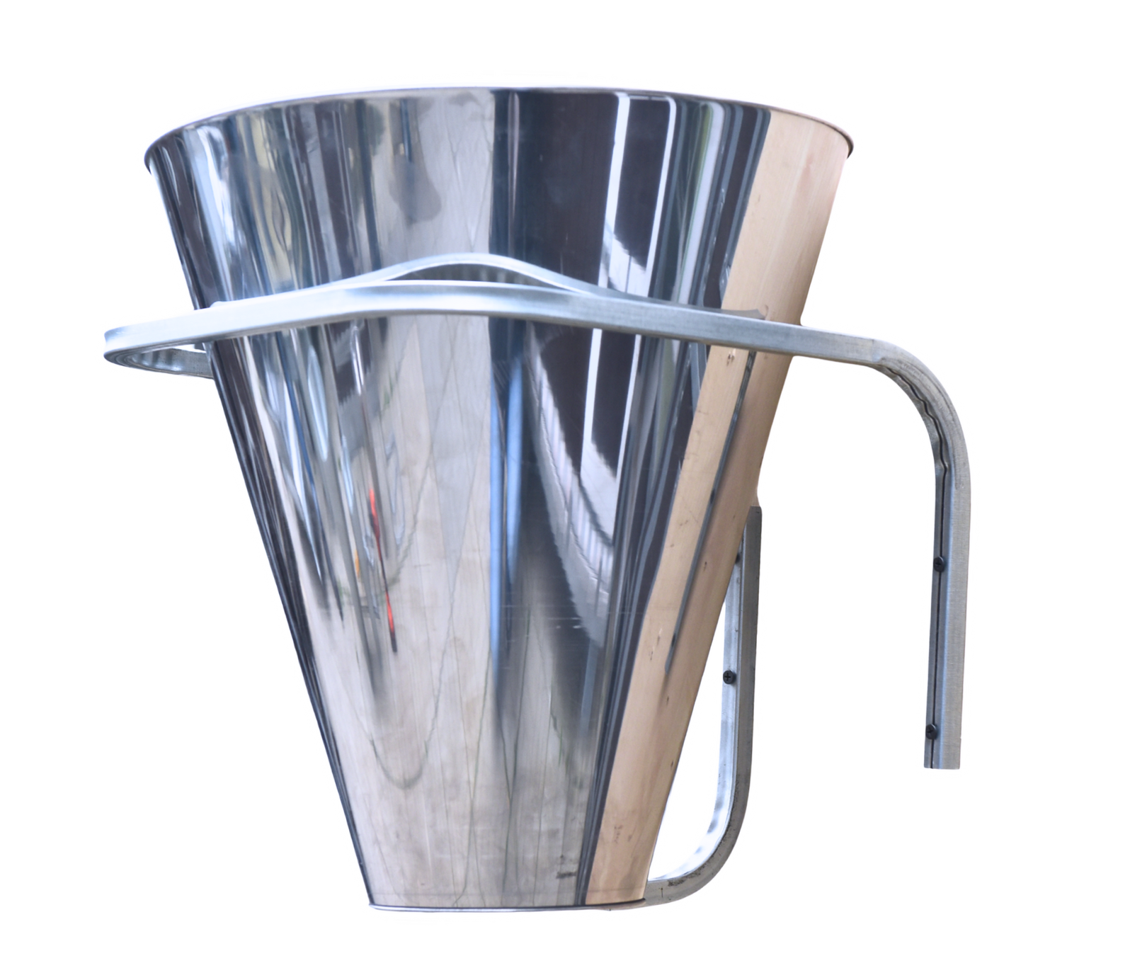 Конус для убоя "XL" с кронштейном крепления - (D-145/390; Н-410). Фото 11 Конус для убоя "XL" с кронштейном крепления - (D-145/390; Н-410). Фото 11